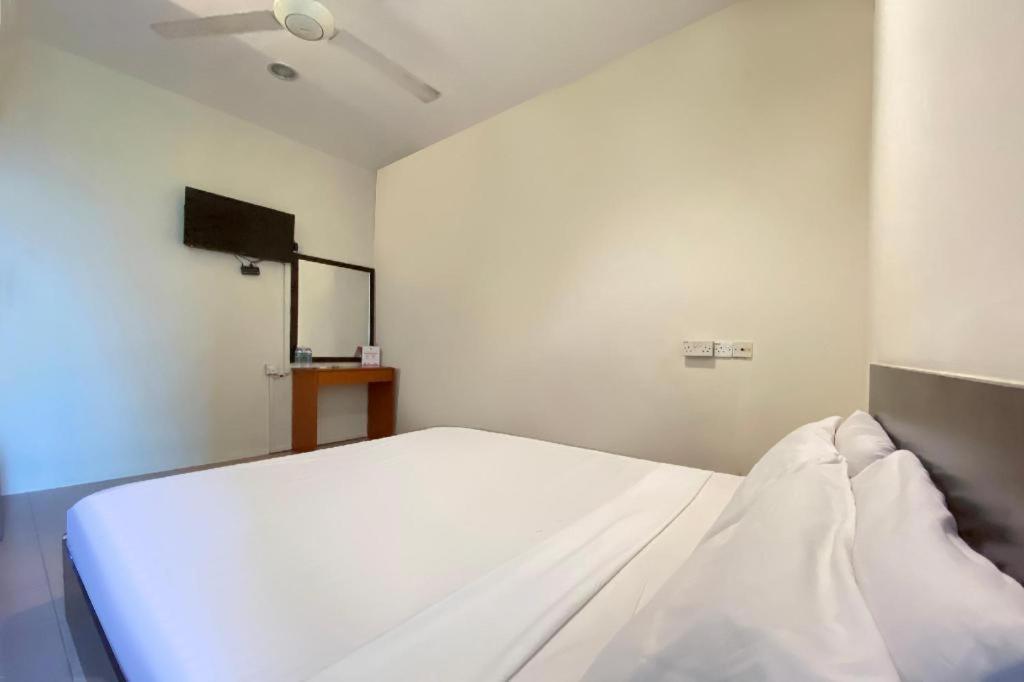 Spot On 89907 Motel Impian Seri Manjung Luaran gambar